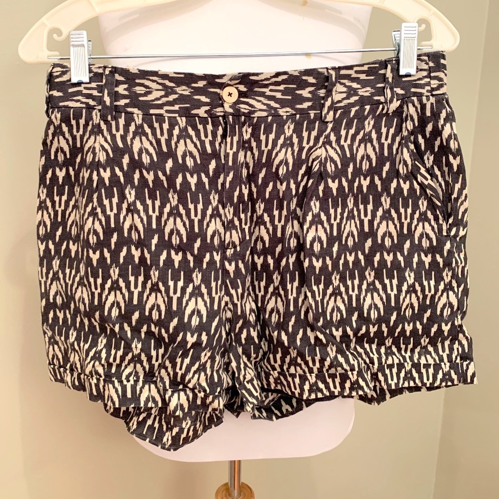 Massimo Dutti Black & Cream Ikat Patterned Shorts